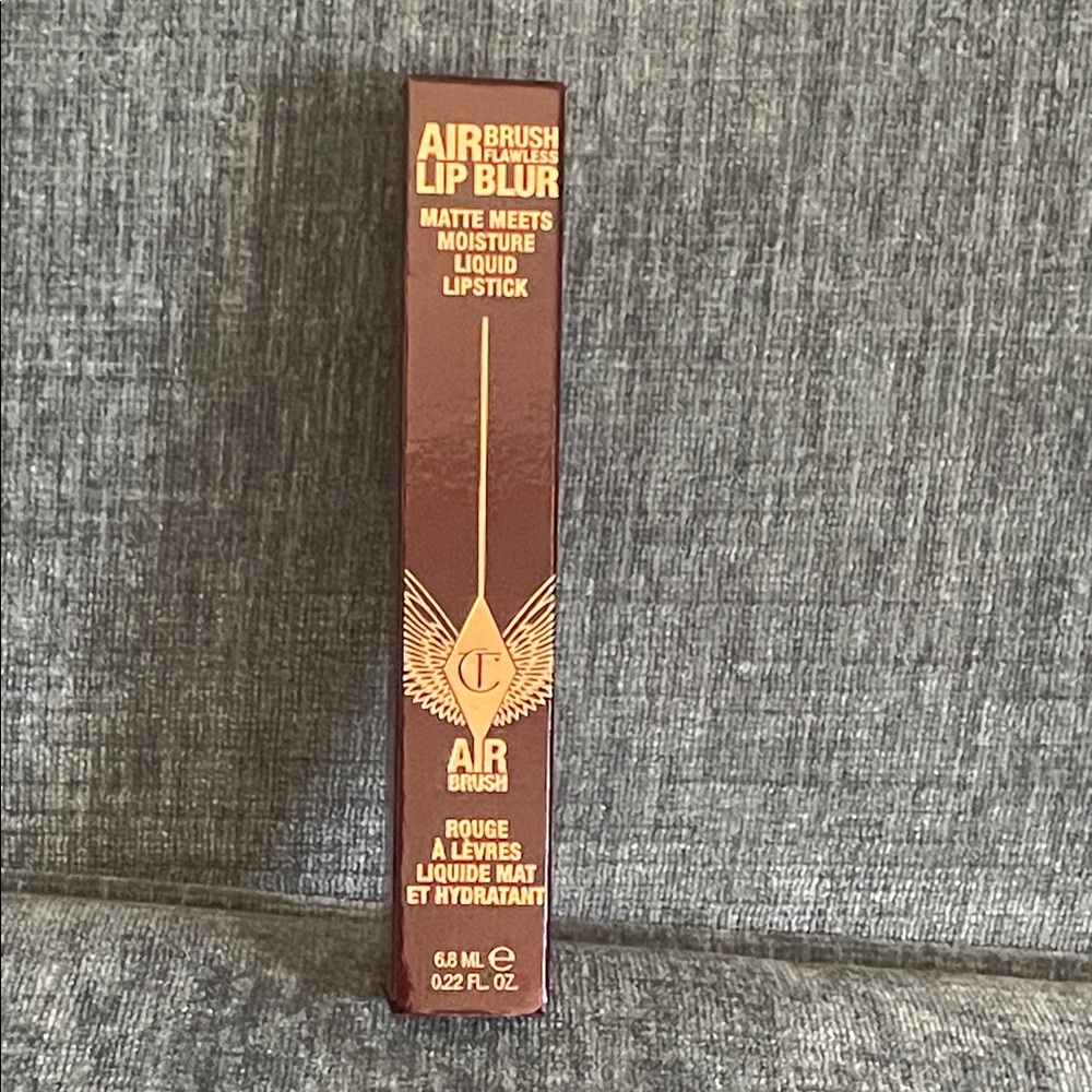 New Charlotte Tilbury Air Brush Flawless Lip Blur - shade: Pillow Talk